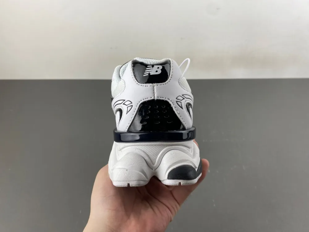 New Balance “White Black” — photo 6 of 17