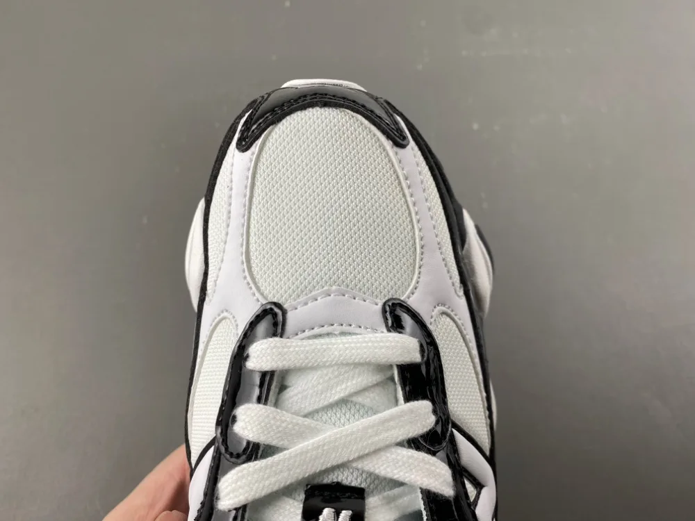 New Balance “White Black” — photo 9 of 17