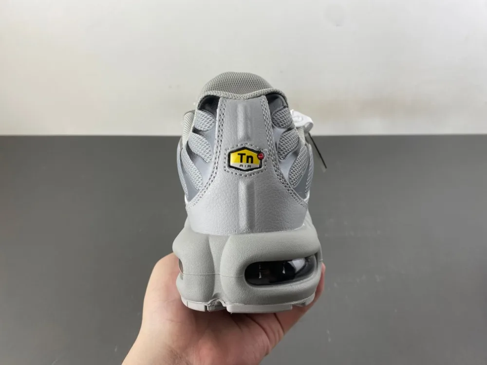 Nike Air Max Plus TN “Wolf Grey” — photo 8 of 17