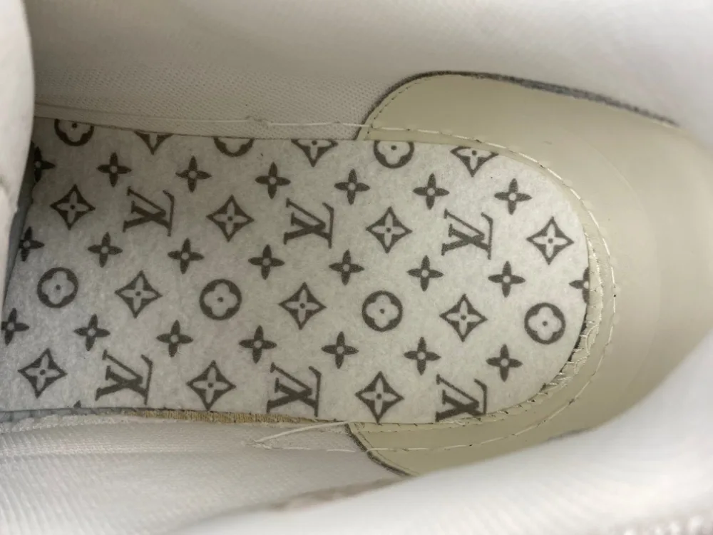 Louis Vuitton Trainer “White Jade” — photo 11 of 17