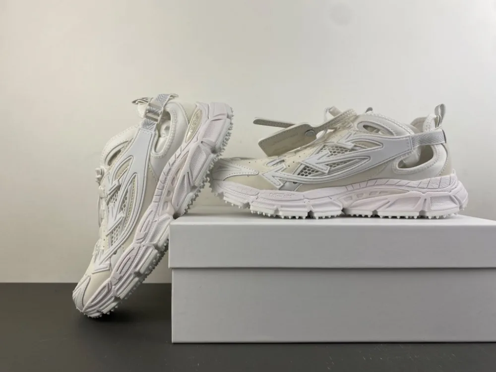 Off-White 24 “Full White” — photo 6 of 17