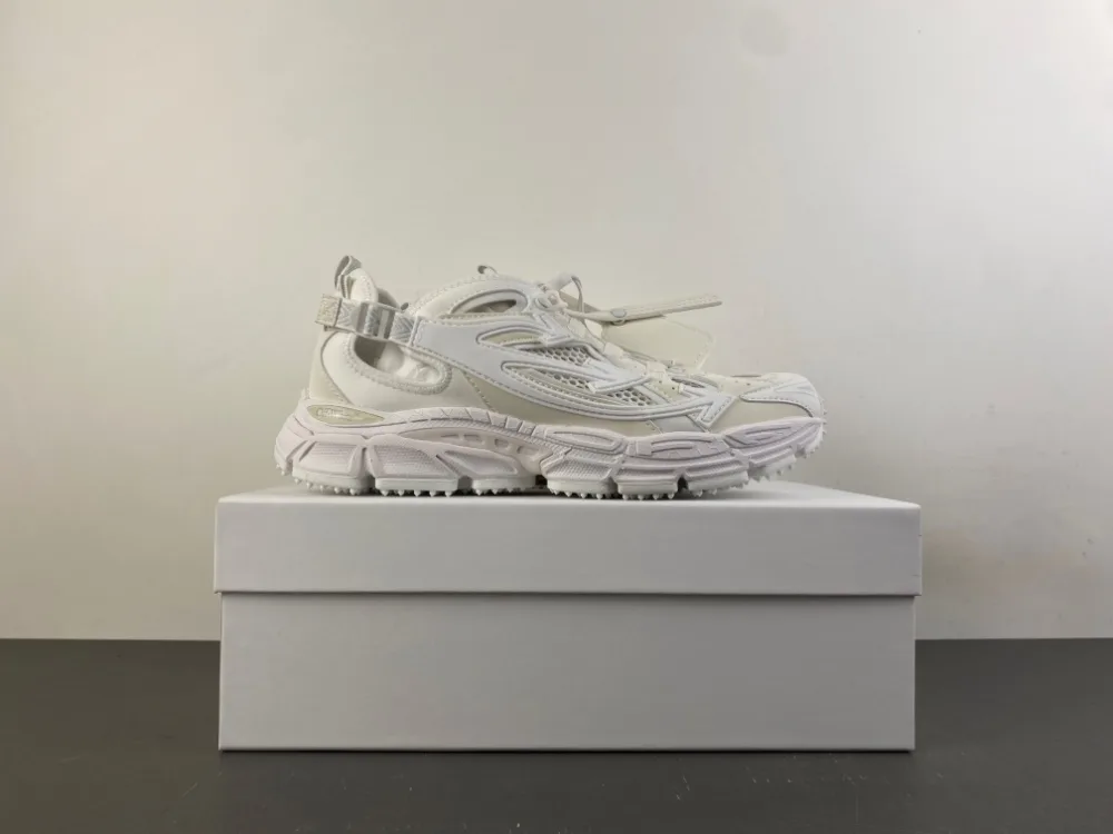 Off-White 24 “Full White” — photo 8 of 17