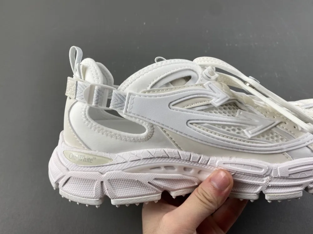 Off-White 24 “Full White” — photo 11 of 17