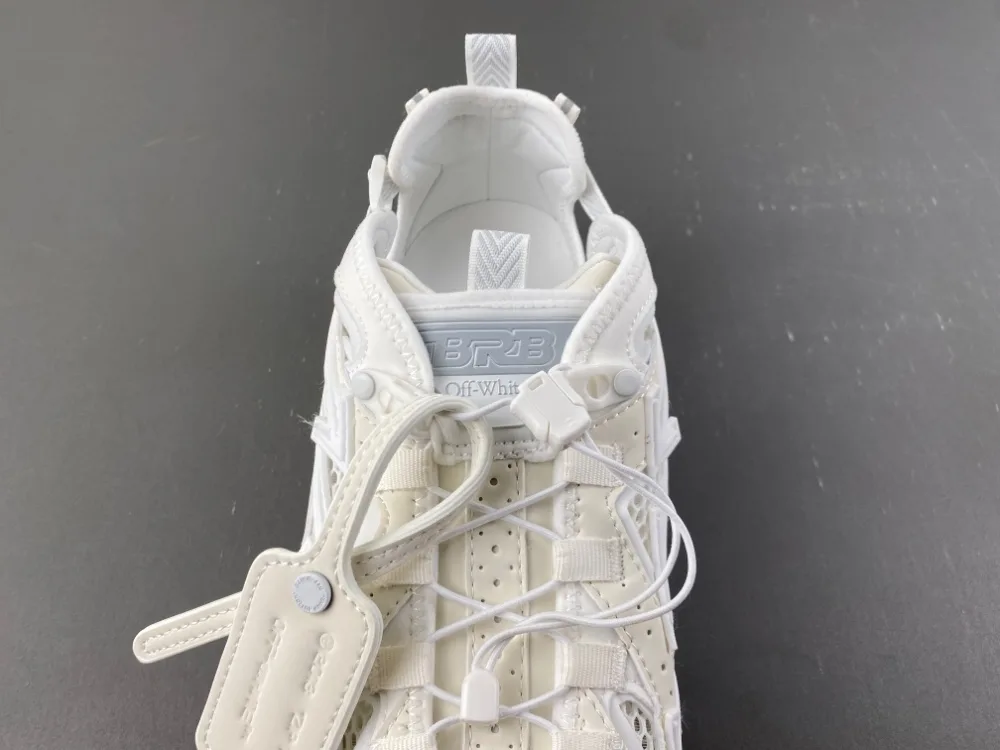 Off-White 24 “Full White” — photo 15 of 17
