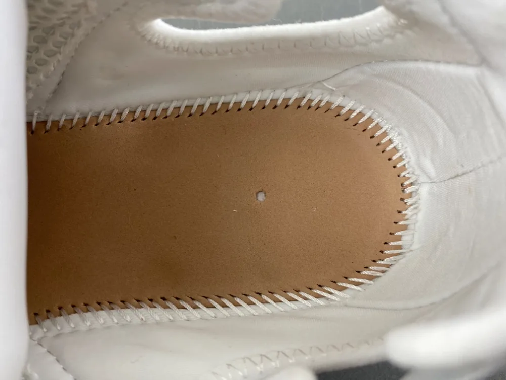 Off-White 24 “Full White” — photo 17 of 17