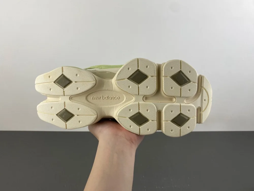 New Balance “Beige Yellow Green” — photo 9 of 17