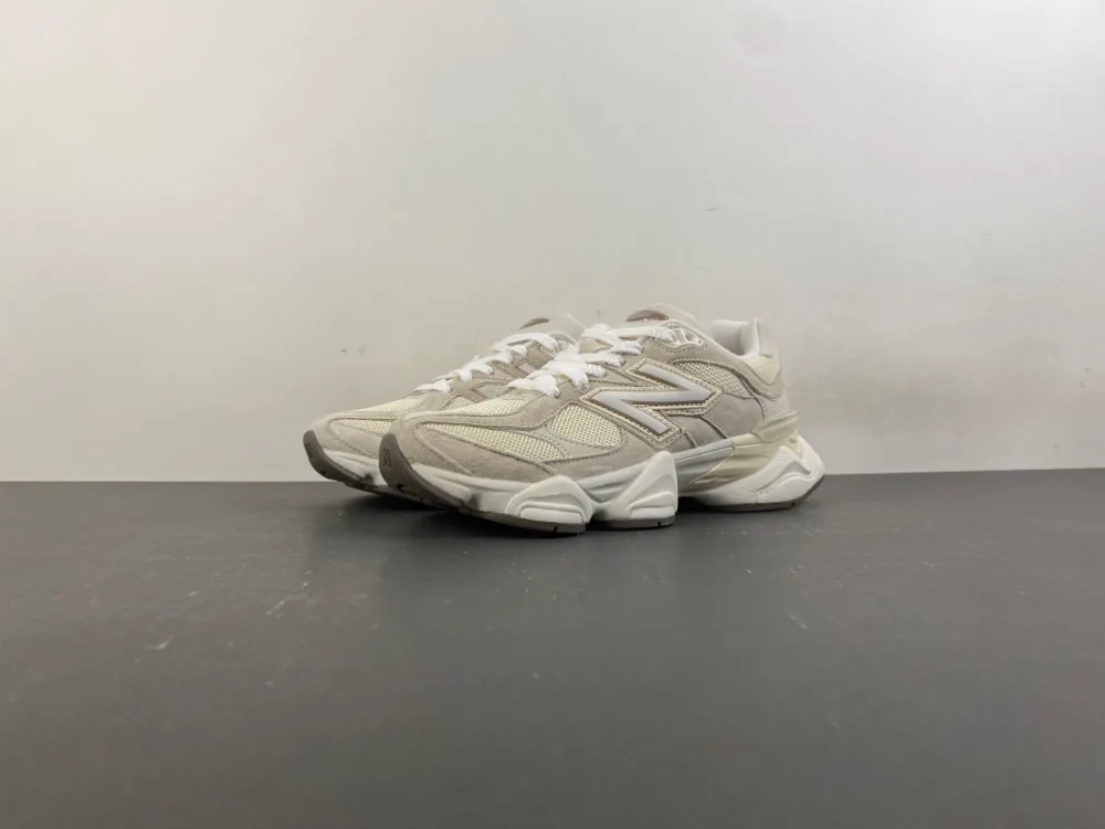 New Balance “Milk Tea White Brown” — photo 1 of 17