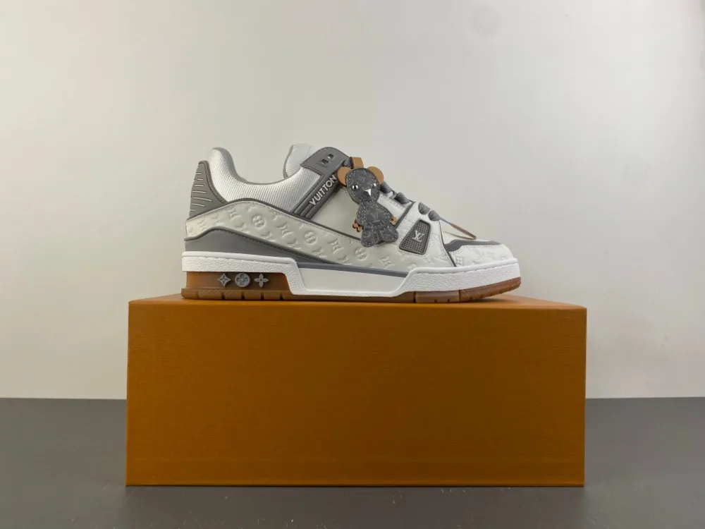 Louis Vuitton Trainer “White Grey Brown” — photo 7 of 17