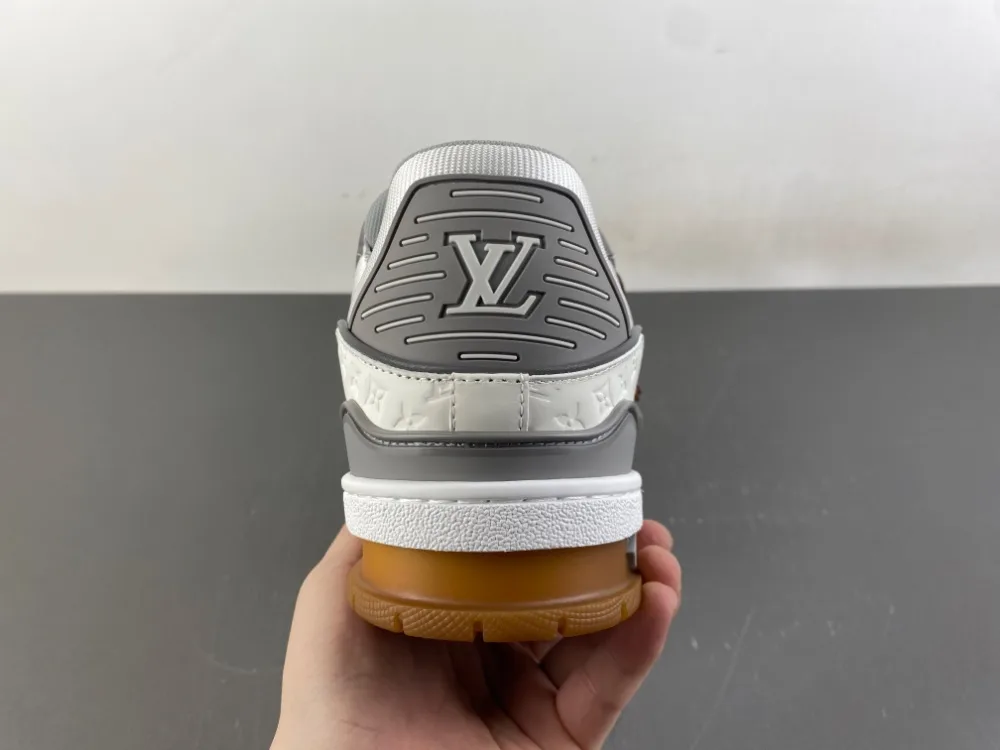 Louis Vuitton Trainer “White Grey Brown” — photo 12 of 17