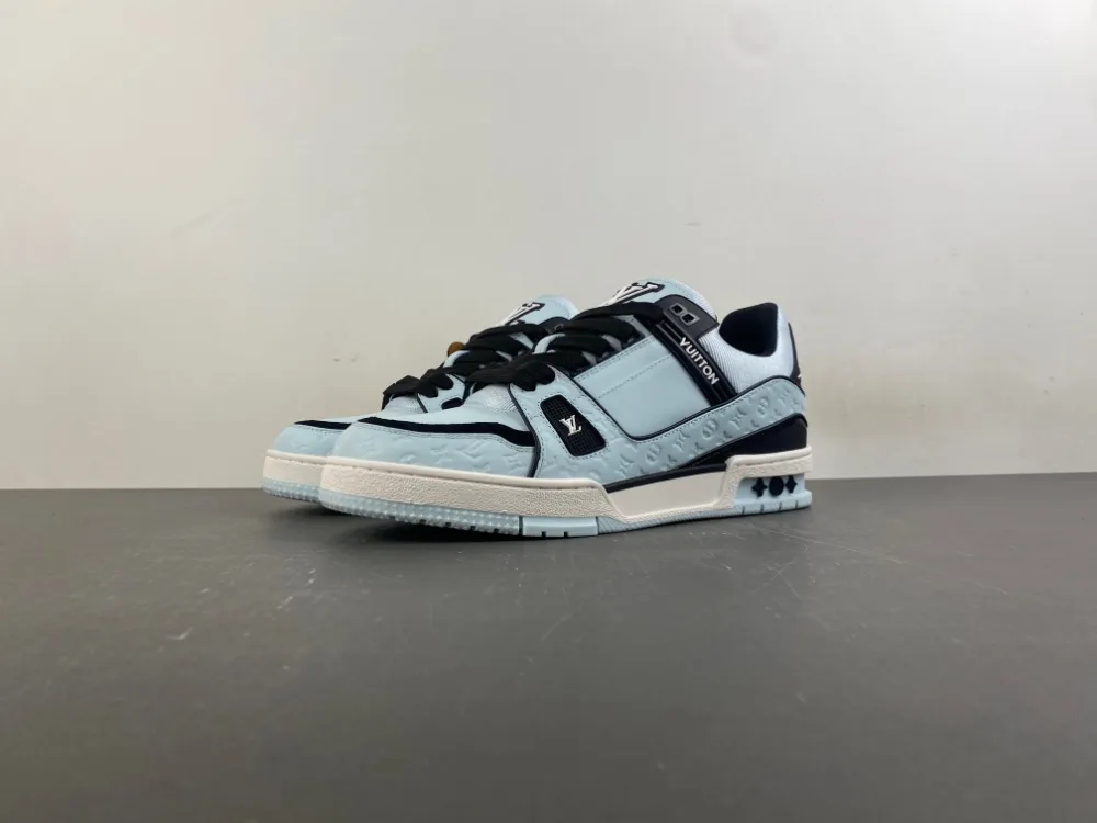 Louis Vuitton Trainer “Jade Black” — photo 1 of 17