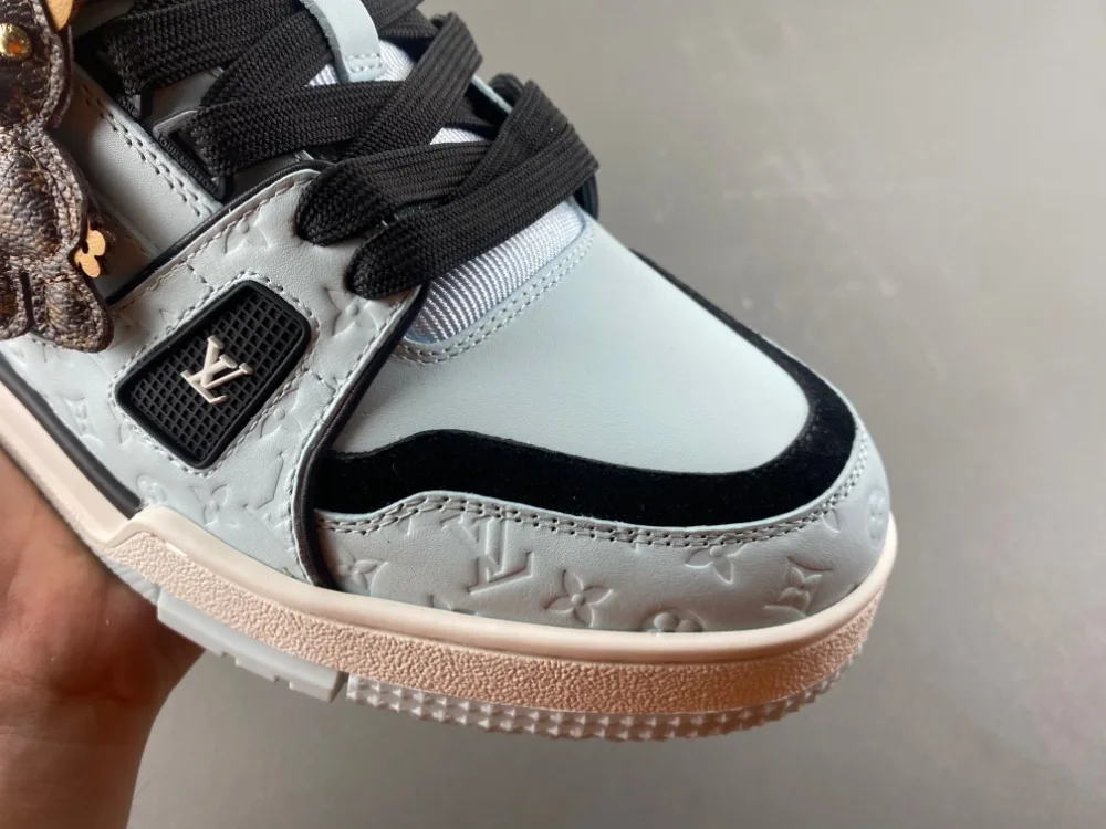 Louis Vuitton Trainer “Jade Black” — photo 6 of 17