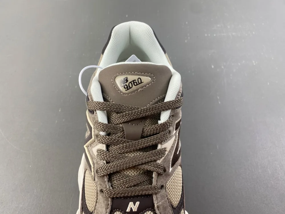 New Balance “Khaki Black” — photo 10 of 17