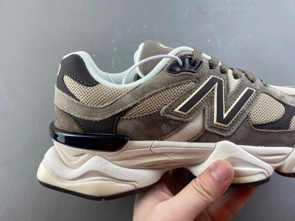 New Balance “Khaki Black” — photo 12 of 17