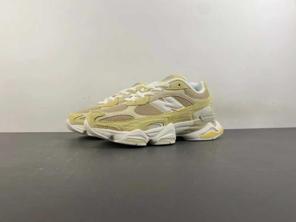 New Balance “Yellow Khaki” — photo 1 of 17