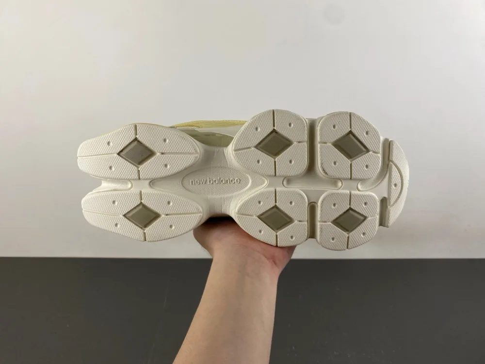 New Balance “Yellow Khaki” — photo 13 of 17