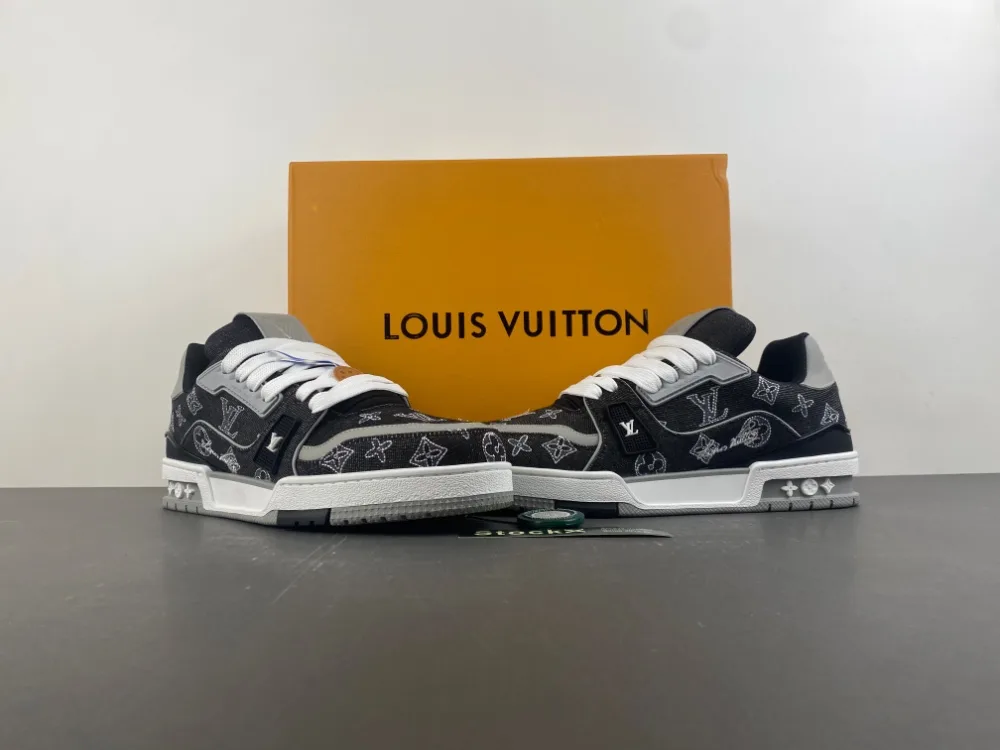Louis Vuitton Trainer “Black White Grey Denim” — photo 4 of 17