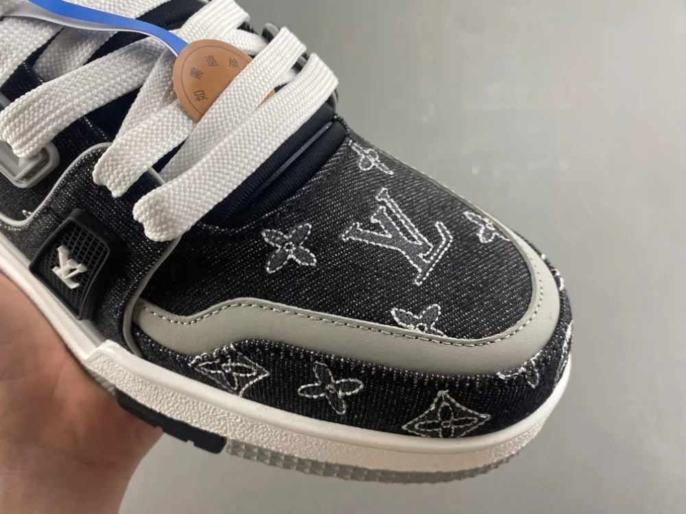Louis Vuitton Trainer “Black White Grey Denim” — photo 8 of 17