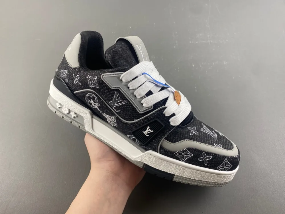 Louis Vuitton Trainer “Black White Grey Denim” — photo 9 of 17