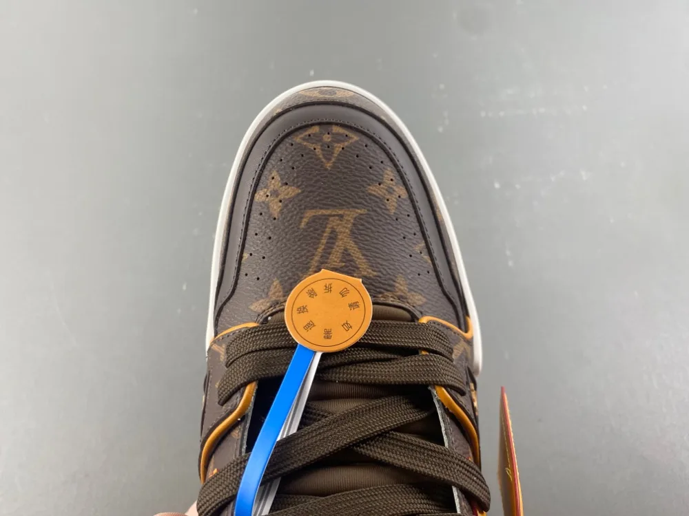 Louis Vuitton Trainer “Coffee White” — photo 9 of 17