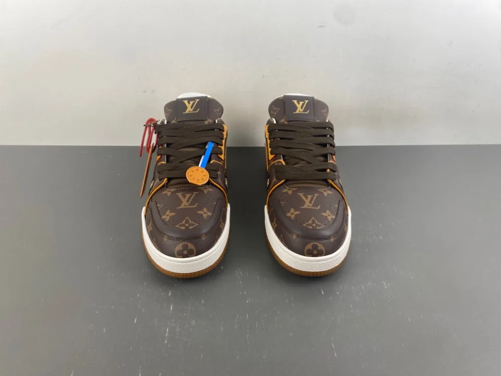 Louis Vuitton Trainer “Coffee White” — photo 12 of 17