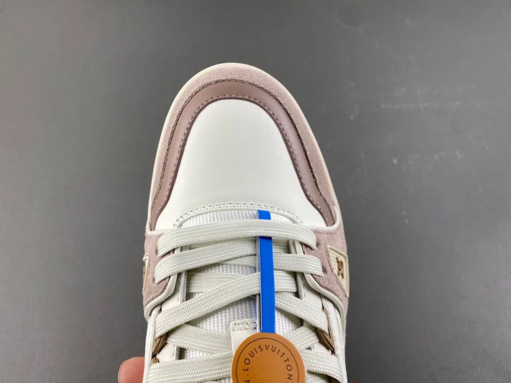 Louis Vuitton Trainer “Milk Tea White” — photo 14 of 17