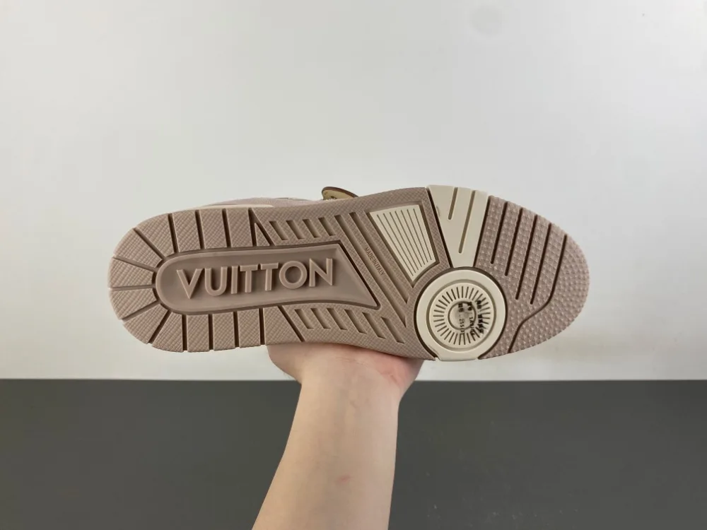 Louis Vuitton Trainer “Milk Tea White” — photo 15 of 17