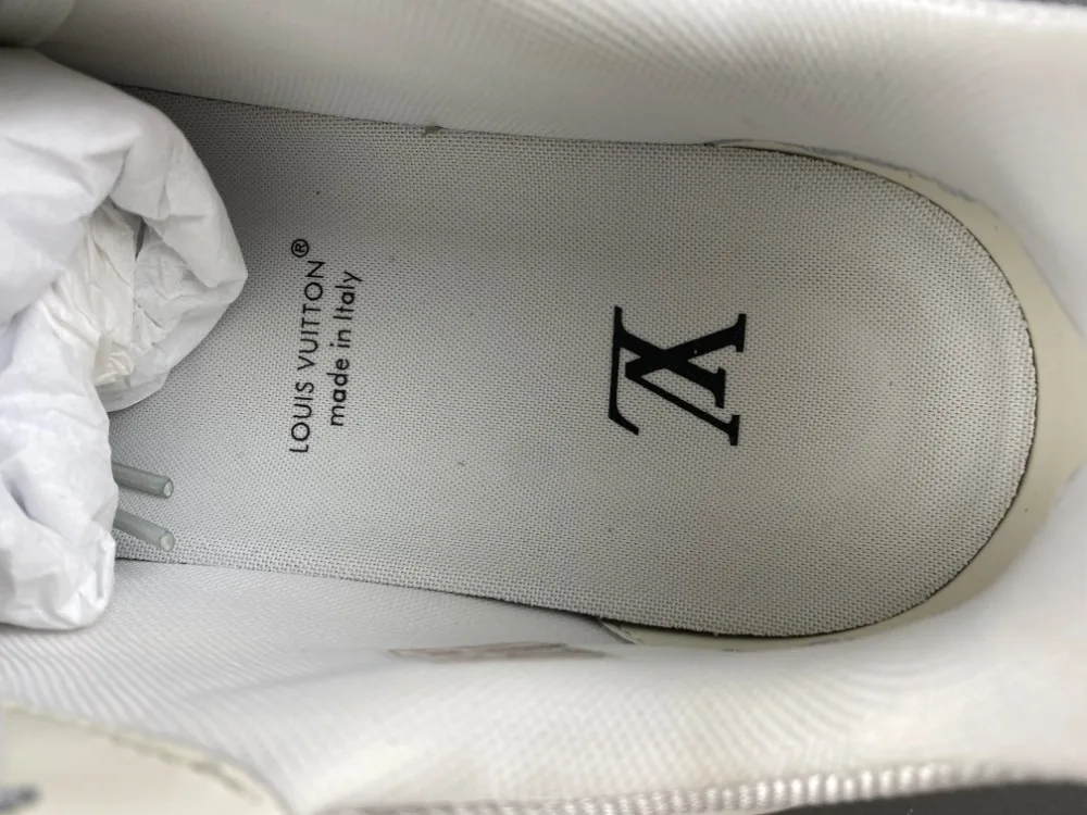 Louis Vuitton Trainer “Milk Tea White” — photo 17 of 17