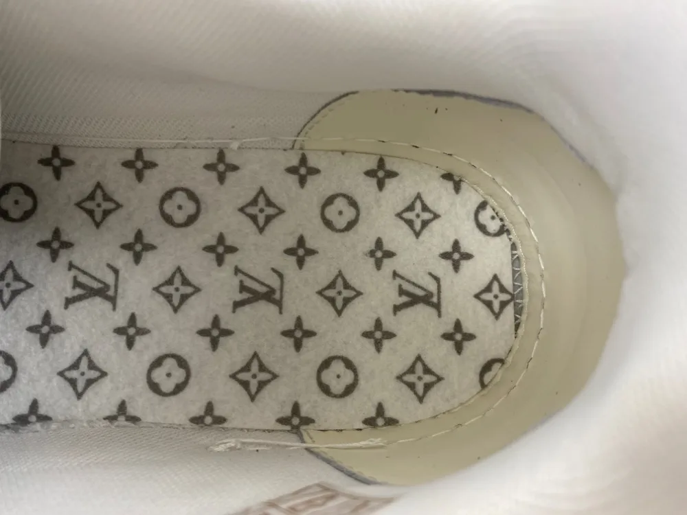 Louis Vuitton Trainer “White Grey” — photo 11 of 17