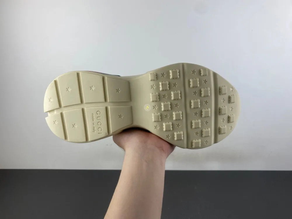 Gucci Rhyton “Silver Beige” — photo 16 of 17