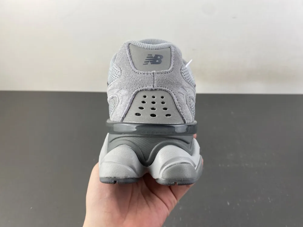 New Balance “Grey” — photo 13 of 17