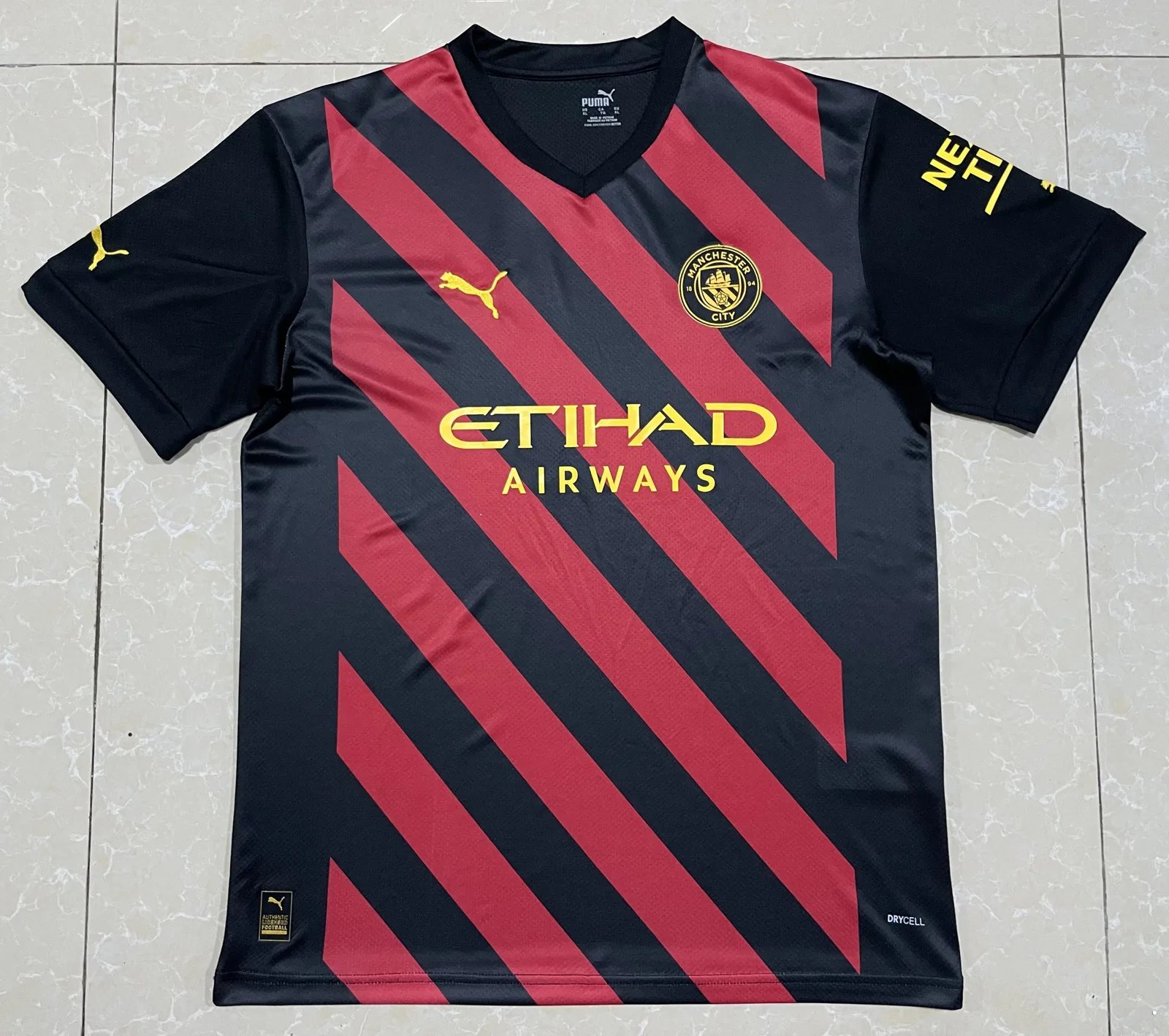 Manchester City 2022/23 Away “Charcoal Orange” — photo 3 of 3