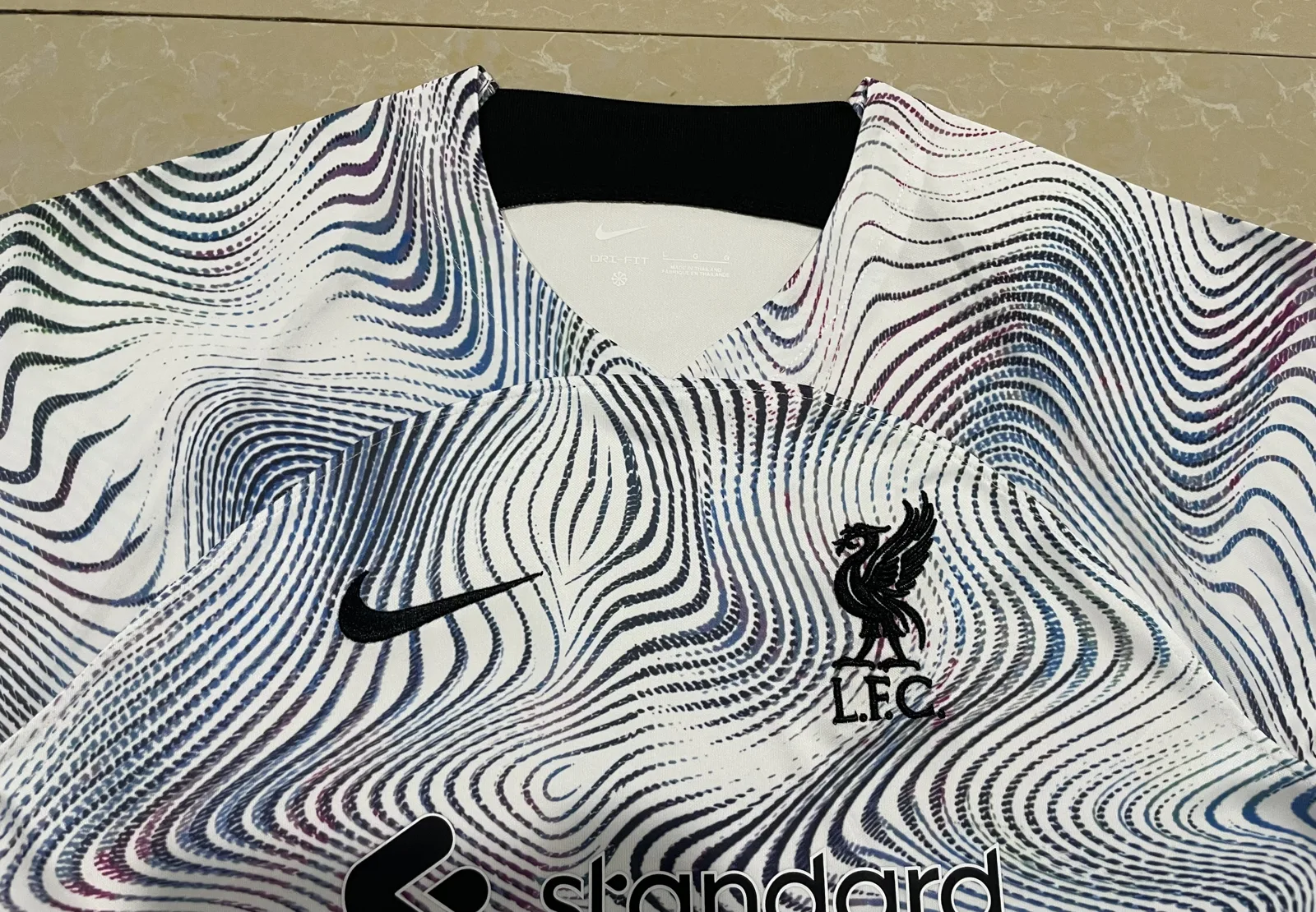 Liverpool 2022/23 Away “White” — photo 2 of 3