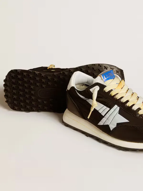 Golden Goose Marathon “White Black” — photo 2 of 4