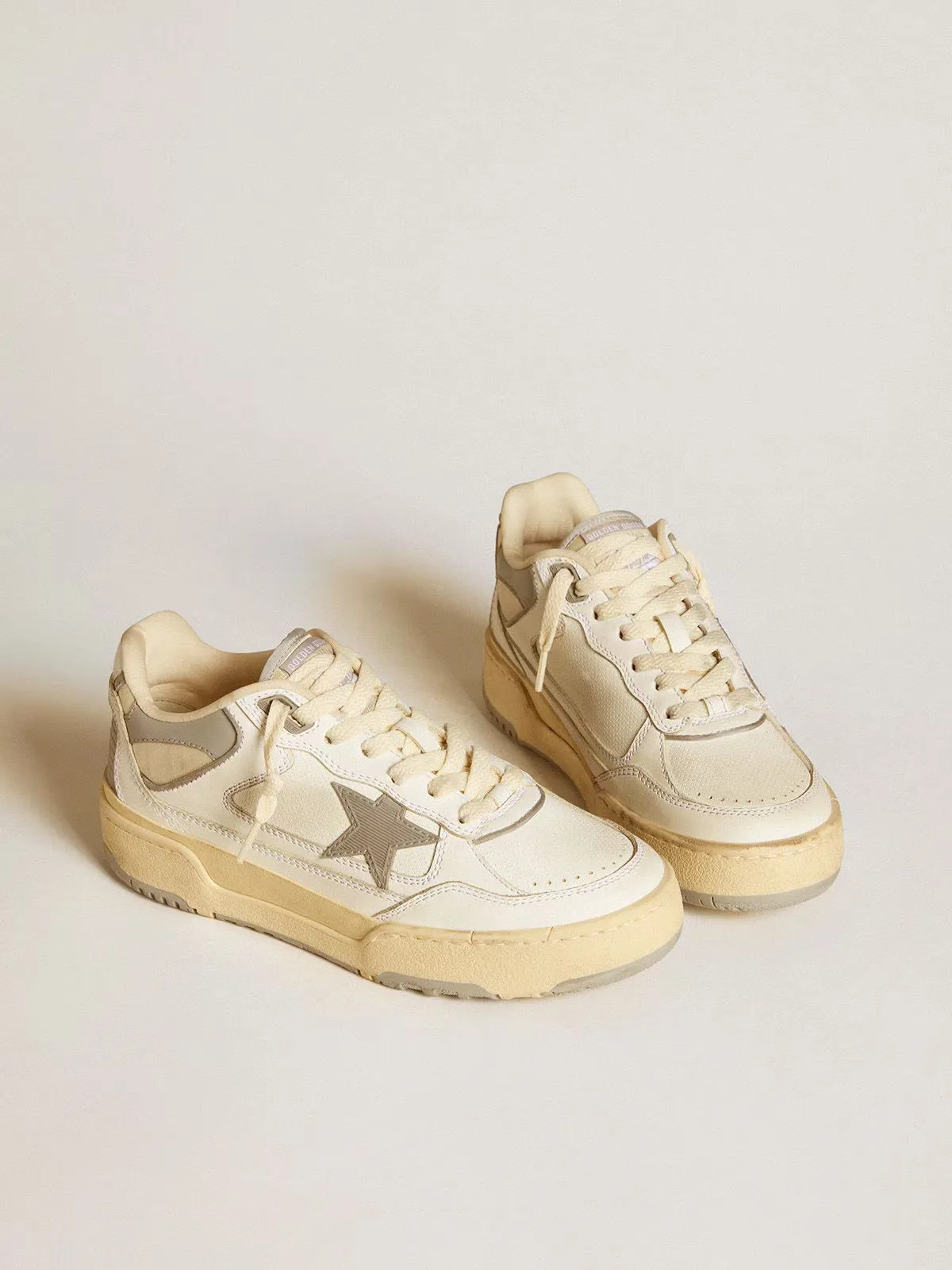 Golden Goose Forty2 “White Grey” — photo 3 of 4