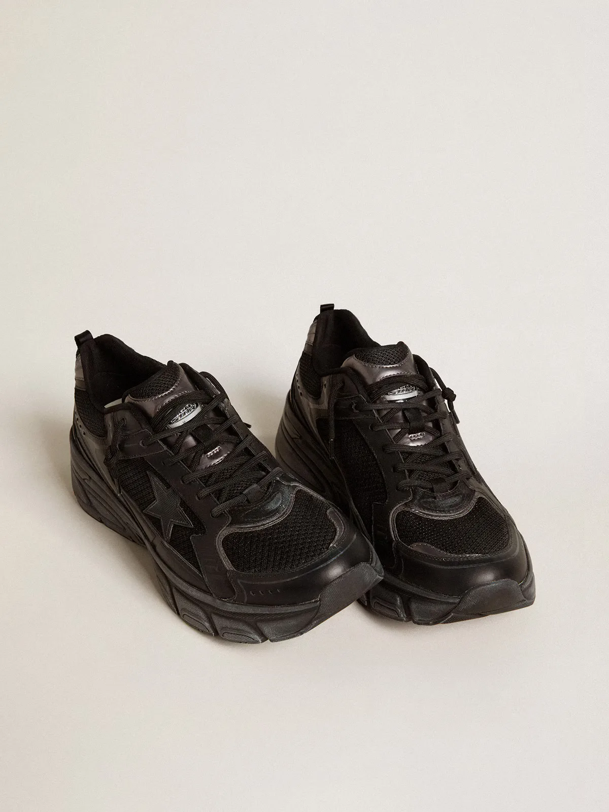 Golden Goose Lightstar “Black” — photo 4 of 5