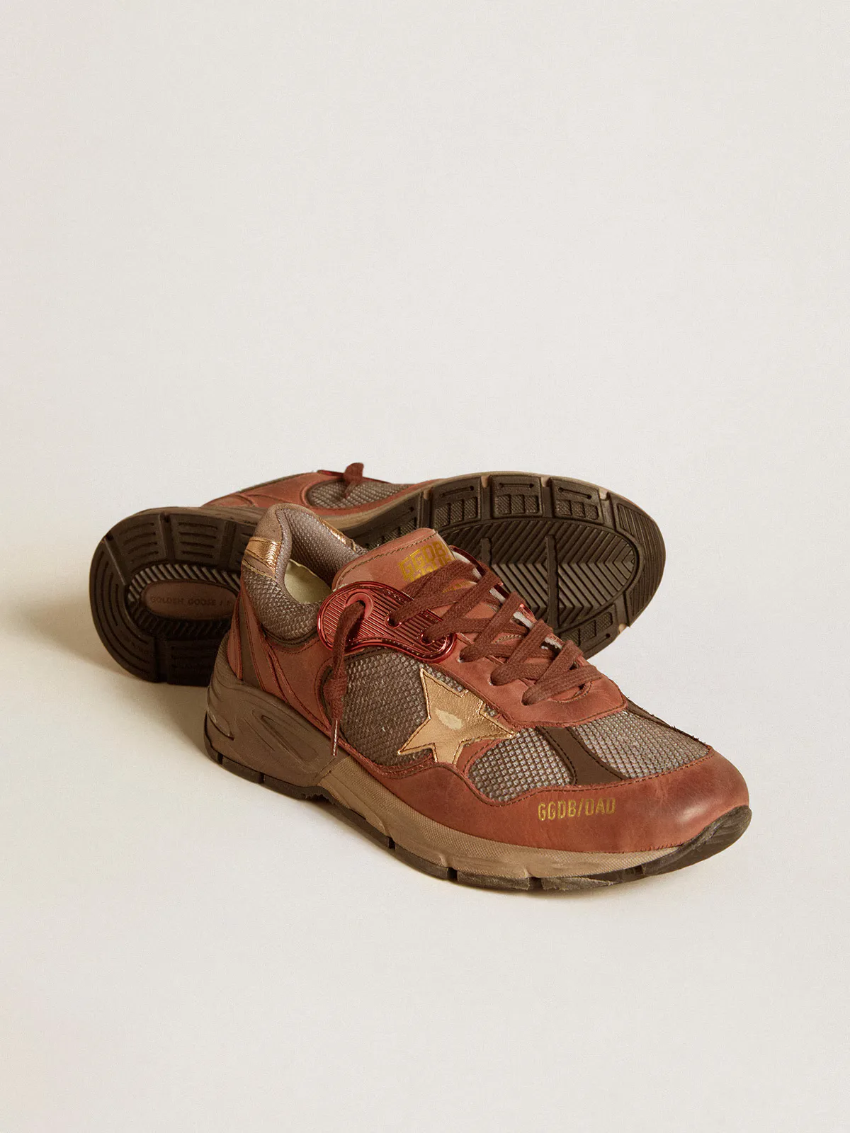 Golden Goose Dad-star “Gold” — photo 2 of 4