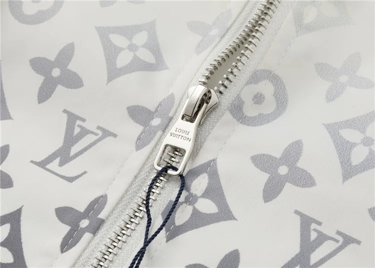 Louis Vuitton Jacket 66108 — photo 11 of 17