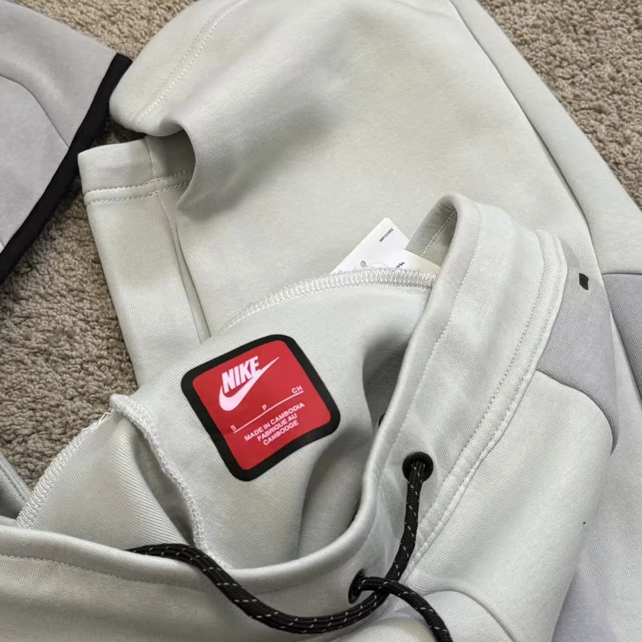 Nike Tech Fleece Suit “Light Bone Grey” — photo 3 of 16