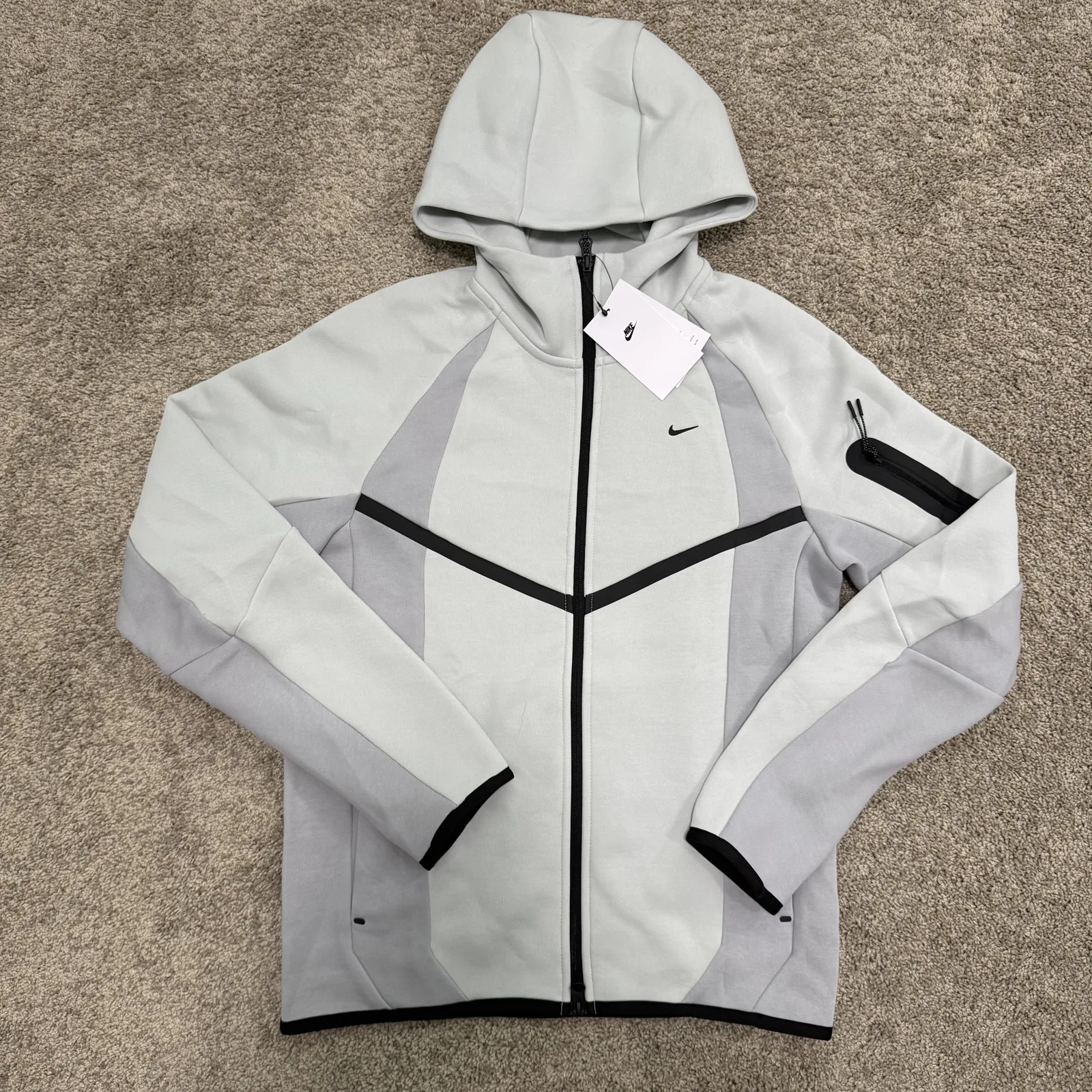 Nike Tech Fleece Suit “Light Bone Grey” — photo 6 of 16
