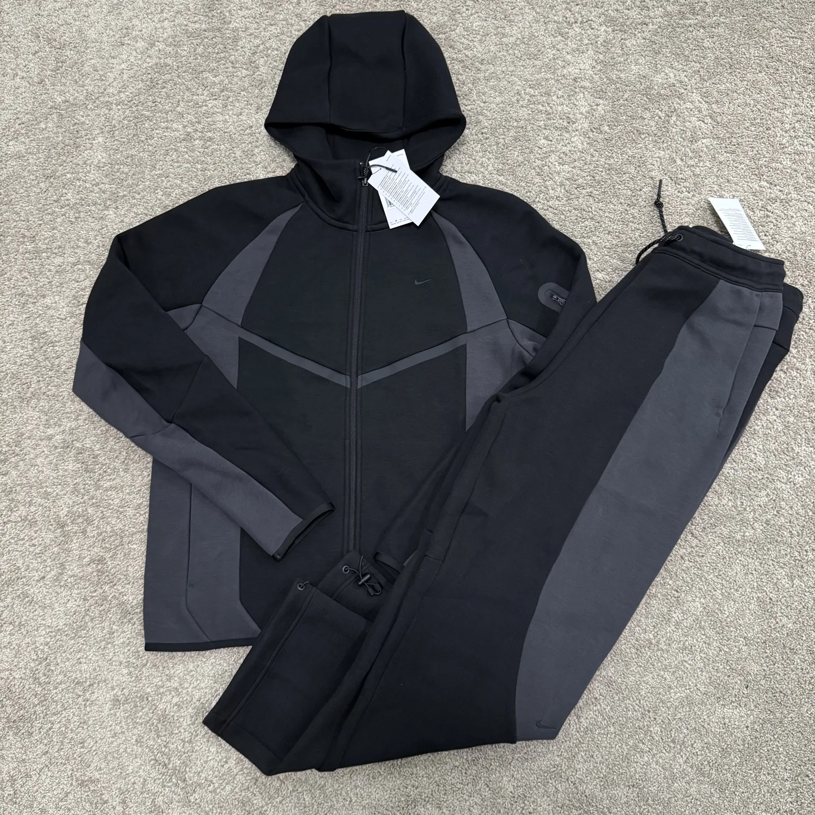 Nike Tech Fleece Suit “Black Grey” — photo 1 of 20