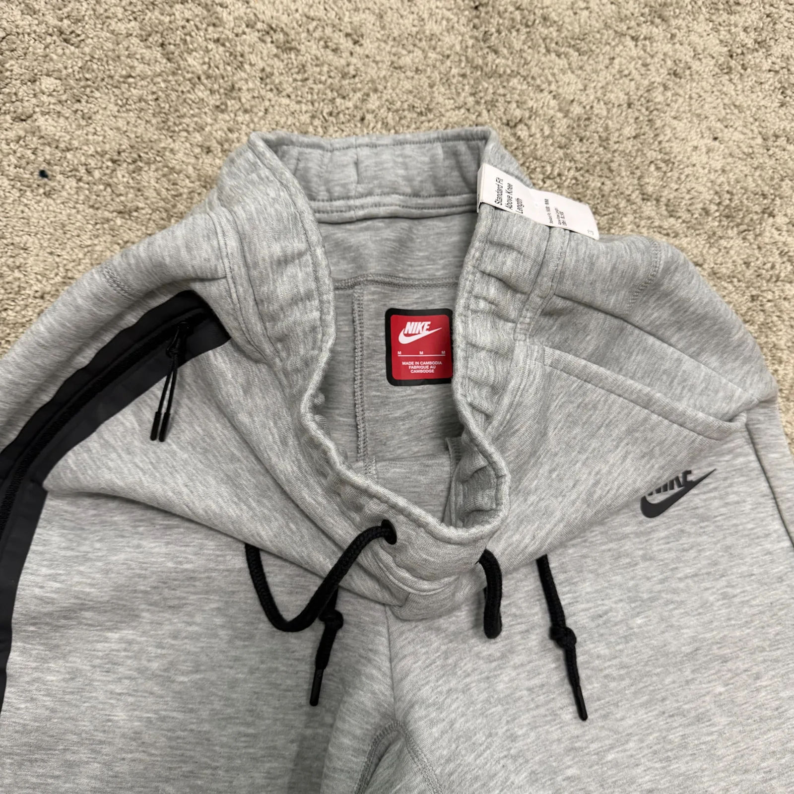 Nike Tech Fleece Shorts “Heather Grey” — photo 5 of 9