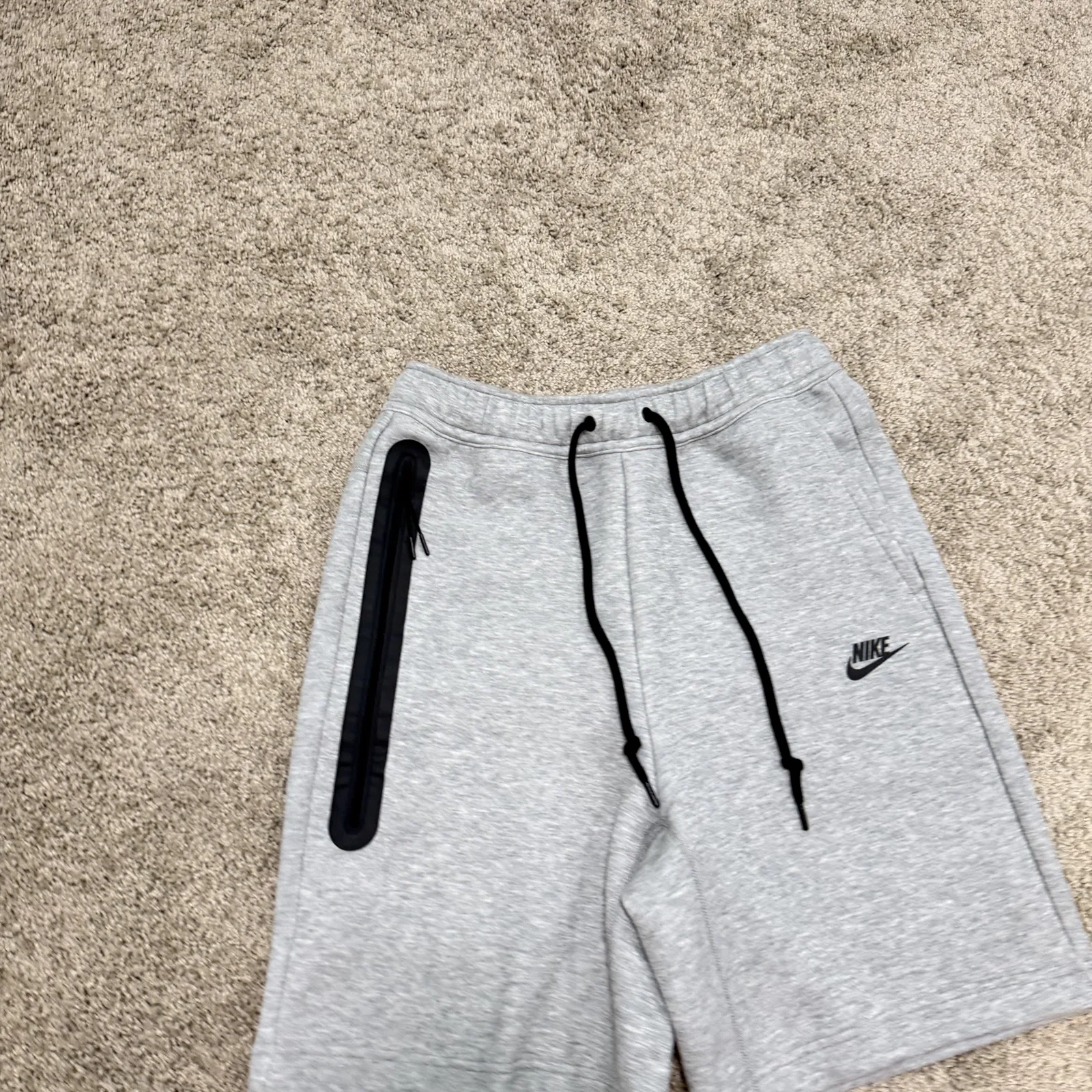 Nike Tech Fleece Shorts “Heather Grey” — photo 7 of 9