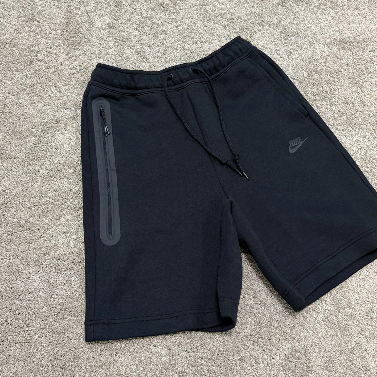 Nike Tech Fleece Shorts “Black” — photo 2 of 8
