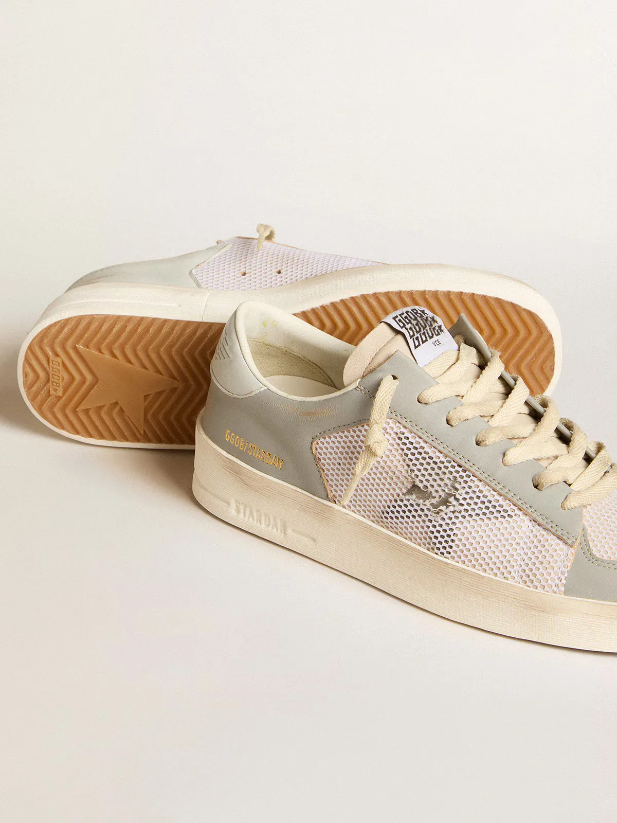 Golden Goose Stardan “White” — photo 1 of 4