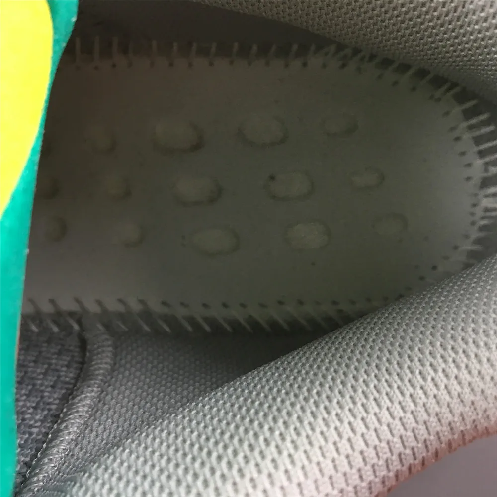 Adidas Yeezy Boost 700 V2 Inertia — photo 11 of 25