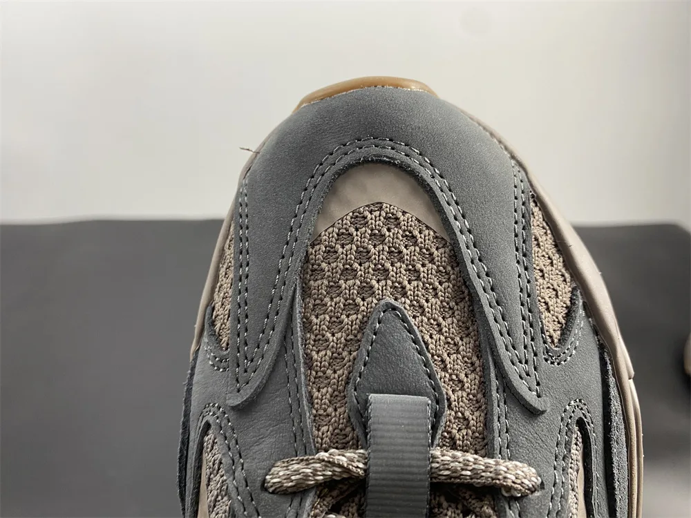 Adidas Yeezy Boost 700v2 Q X4 “Brown” — photo 5 of 19