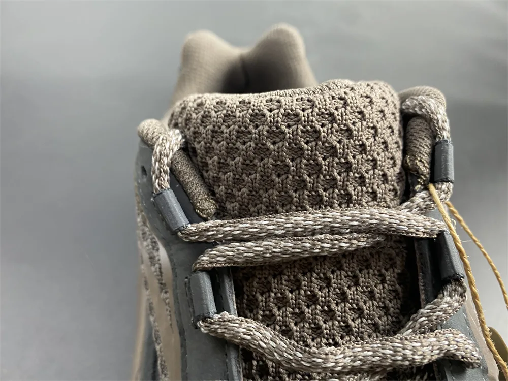 Adidas Yeezy Boost 700v2 Q X4 “Brown” — photo 10 of 19