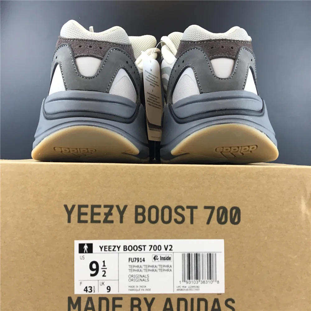Adidas Yeezy Boost 700 V2 Vanta “Grey” — photo 22 of 25
