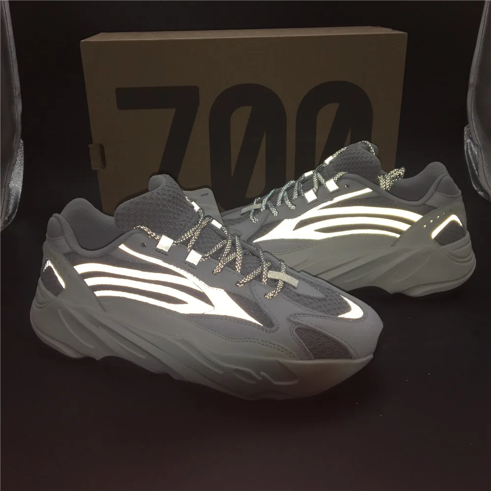 Adidas Yeezy 700 V2 Static Boost “Grey White” — photo 9 of 25