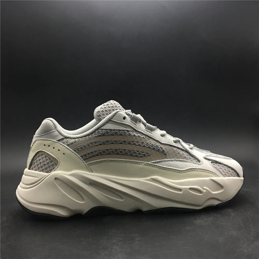 Adidas Yeezy 700 V2 Static Boost “Grey White” — photo 14 of 25